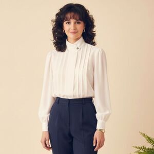 Vintage V2K Peters & Ashley Women's Silk Pleated Blouse White Shirt Size M/10